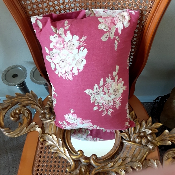 NAUTICA, Floral & Check, Cotton Cover w Buttons, Grey Down & Feather Thro Pillow - Picture 6 of 6